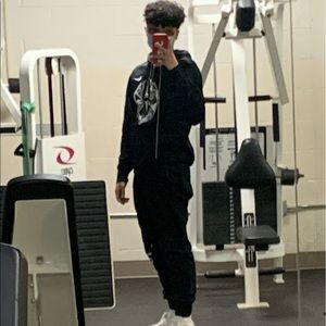 Meet your Posher, James